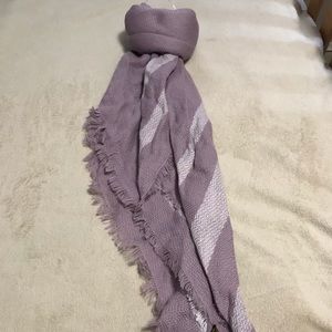 Fashion scarf. New.